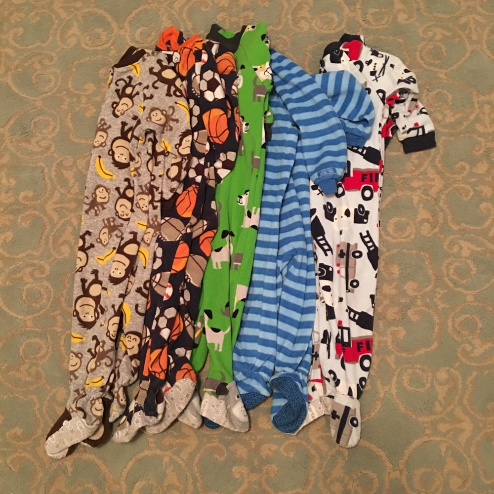 Carter’s footed sleeper pajamas 18m
